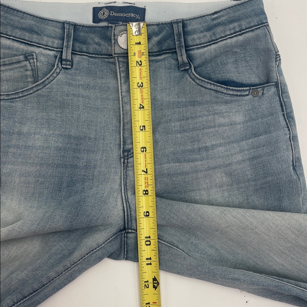 Democracy “Ab”solution Wide Leg Jeans Size 2 Light Wash - Picture 7 of 9